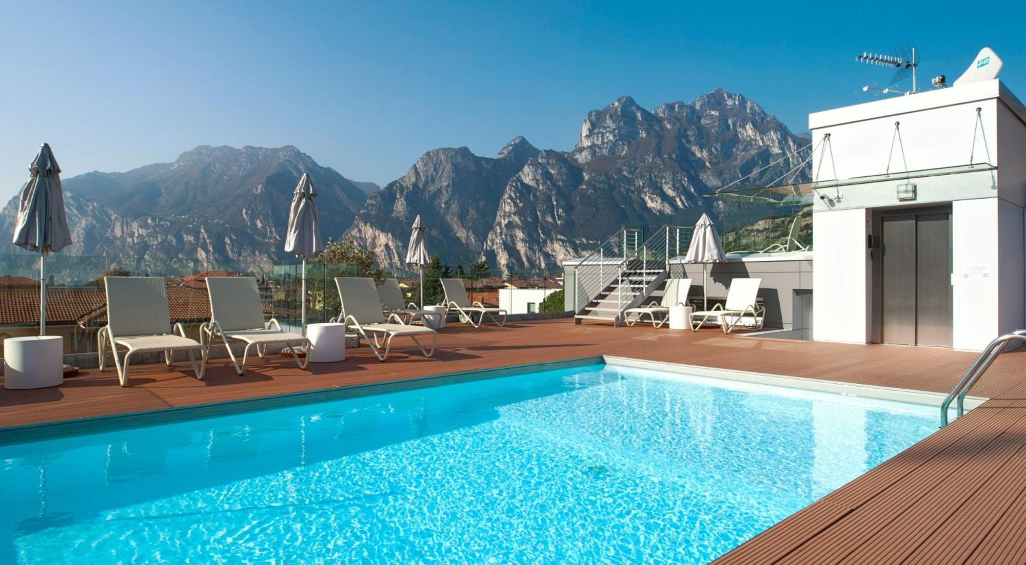 Gardabike Residence Torbole Sul Garda Eksteriør bilde