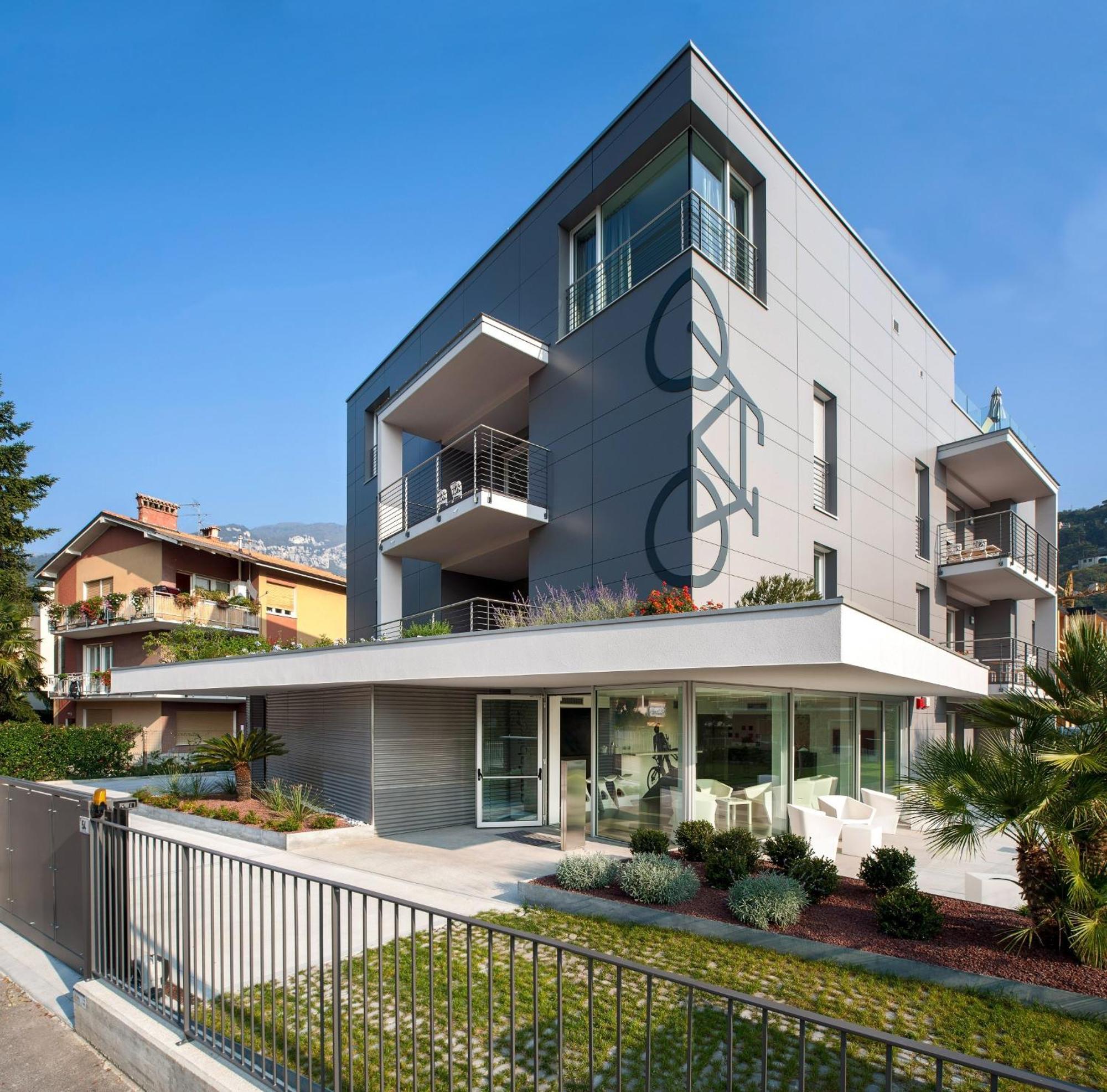 Gardabike Residence Torbole Sul Garda Eksteriør bilde